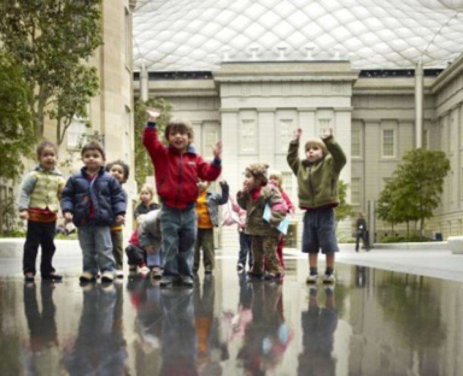 Children waving